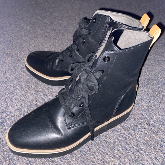 Dr Shcolles boots - Picture 3 of 8